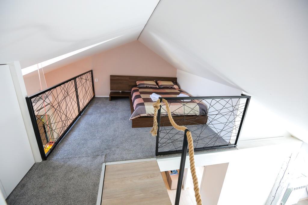 New Lux Apartment Újvidék Kültér fotó